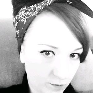 Meet your Posher, Rebecca